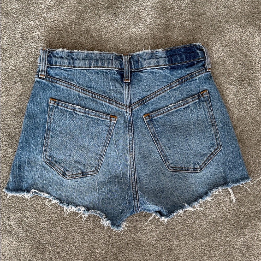Abercrombie & Fitch Mom Short High Rise Jean Shorts - Picture 3 of 4
